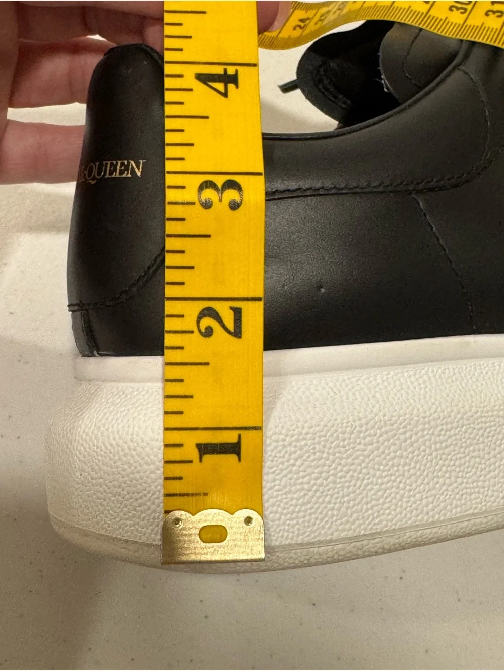 Alexander McQueen alexander mcqueen